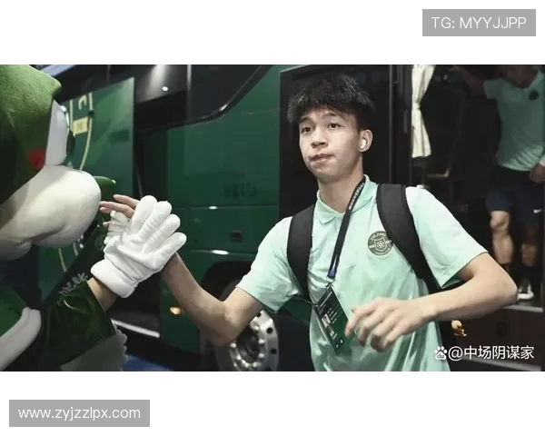 媒体热议王钰栋告别赛表现称其为国足希望之星胜利告别令人欣慰